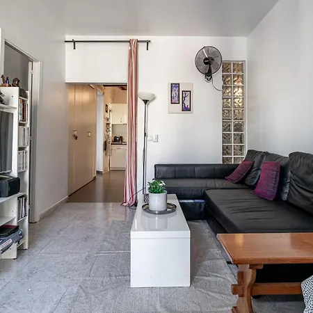 Apartment Denis Salva Montjuic Barcelona